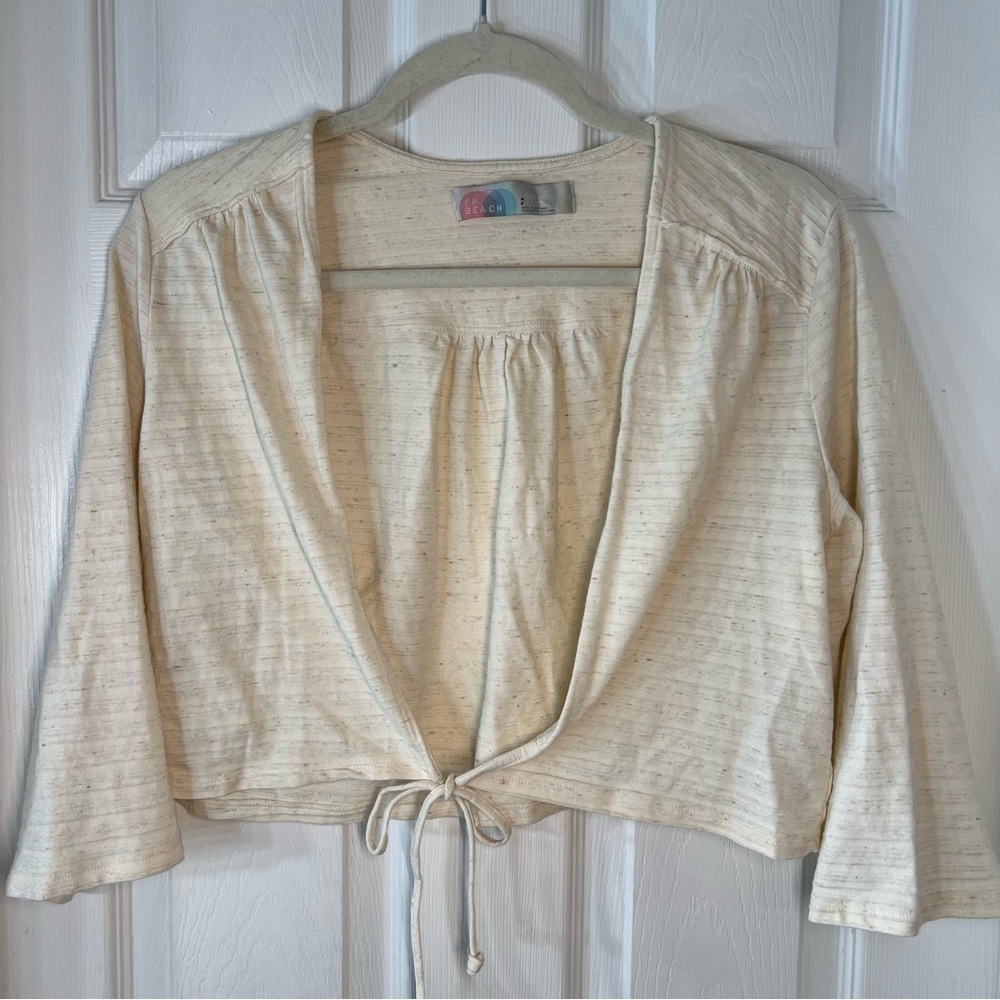 Free People Beach Cream  Front Twist Crop  Size Small‎